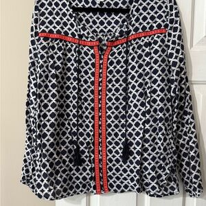 Crown & Ivy - Blue and White Geometric Women's Top